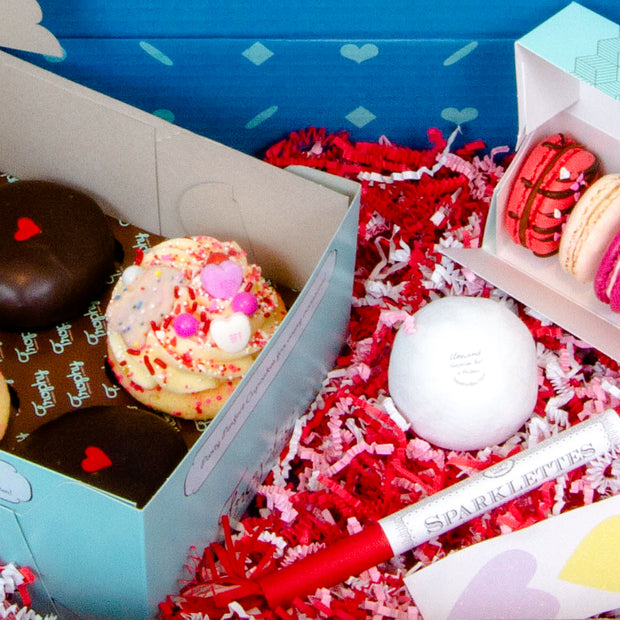 Valentine Gift Box-Trophy Cupcakes