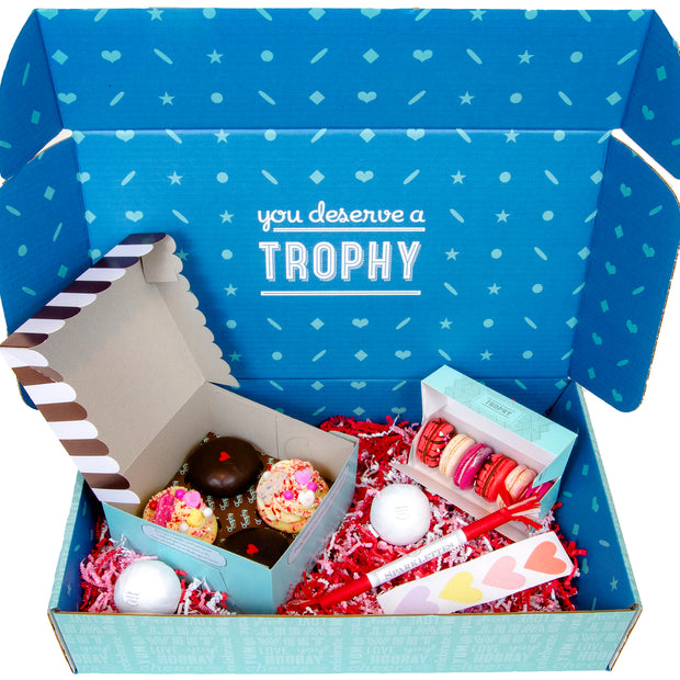 Valentine Gift Box-Trophy Cupcakes