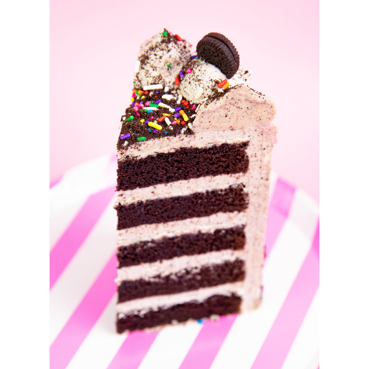 Cookies and Cream Cake-Trophy Cupcakes