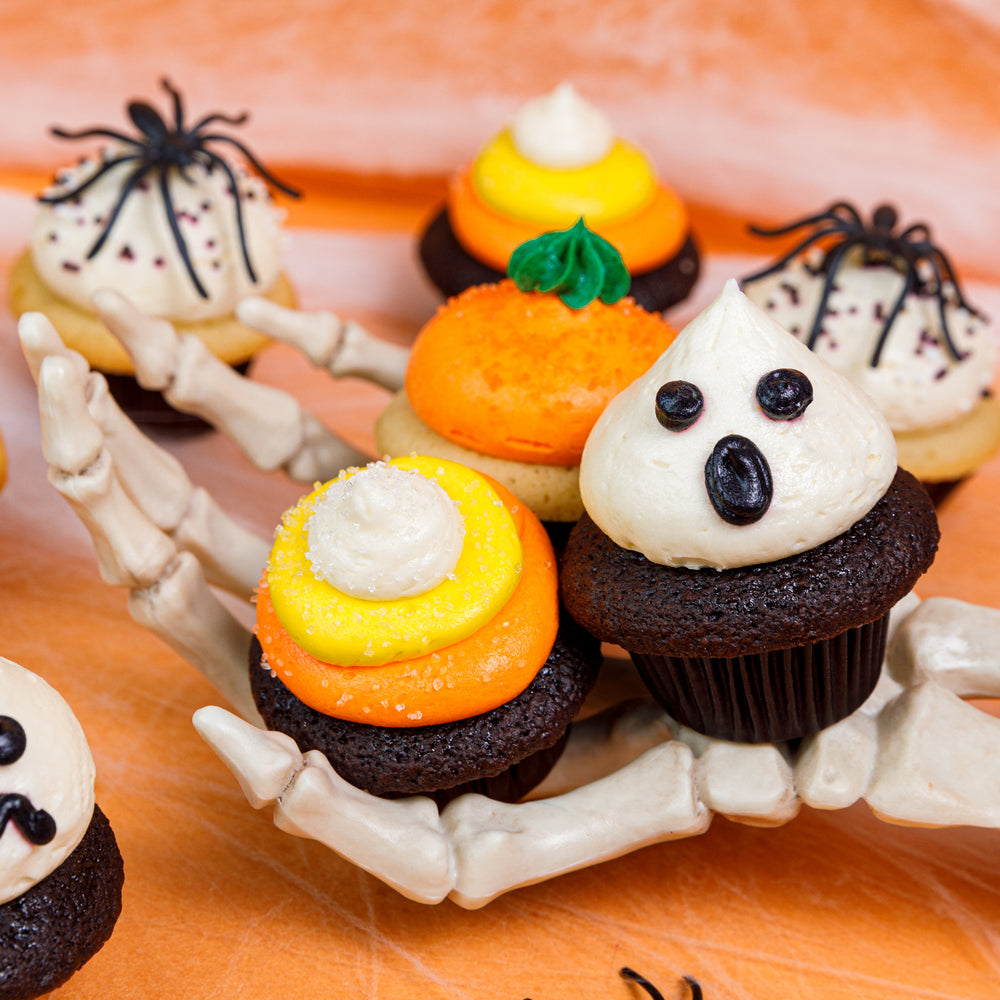 2 Dozen Halloween Minis-Trophy Cupcakes