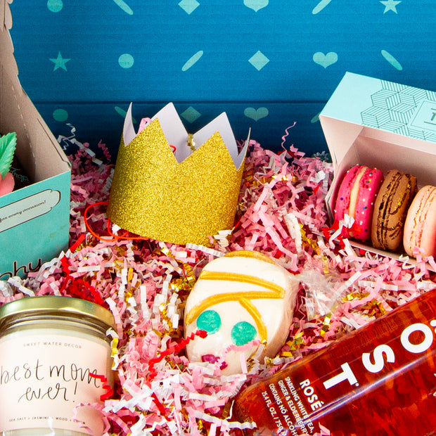 Ultimate Mother's Day Box with Tea-Trophy Cupcakes