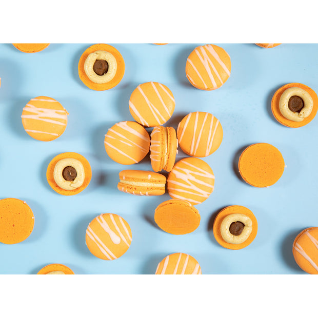 Pumpkin Pie Macaron